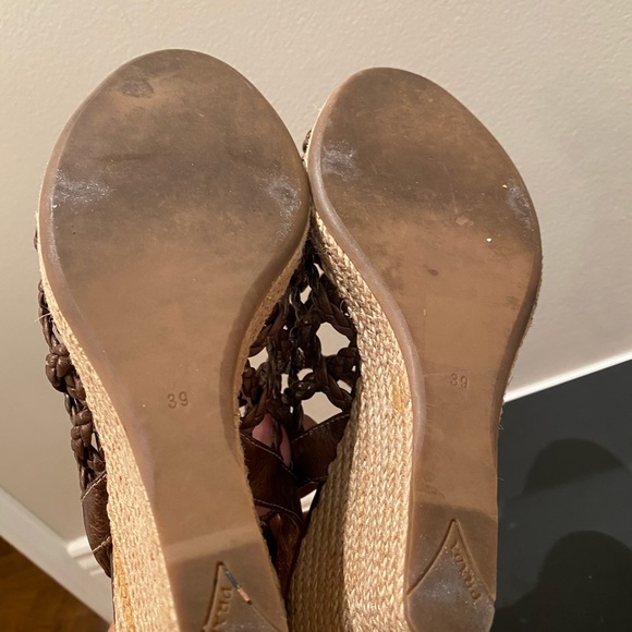 Prada wedges with leather lace detailing - Picture 5 of 5